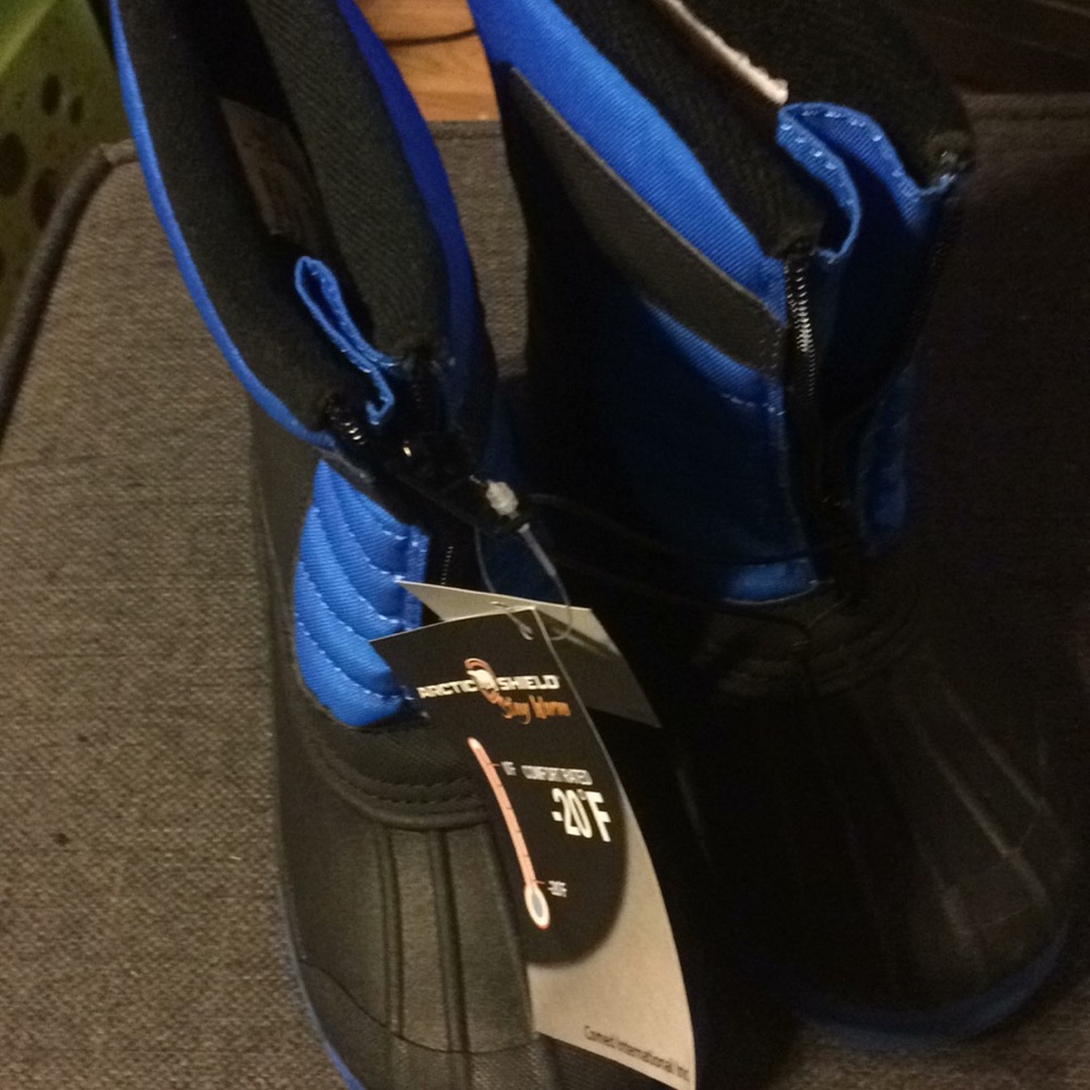 Artic shield kids boots